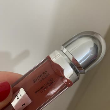 Kiko Milano Aldığım Gloss Rujun Kapağı Akıtıyor