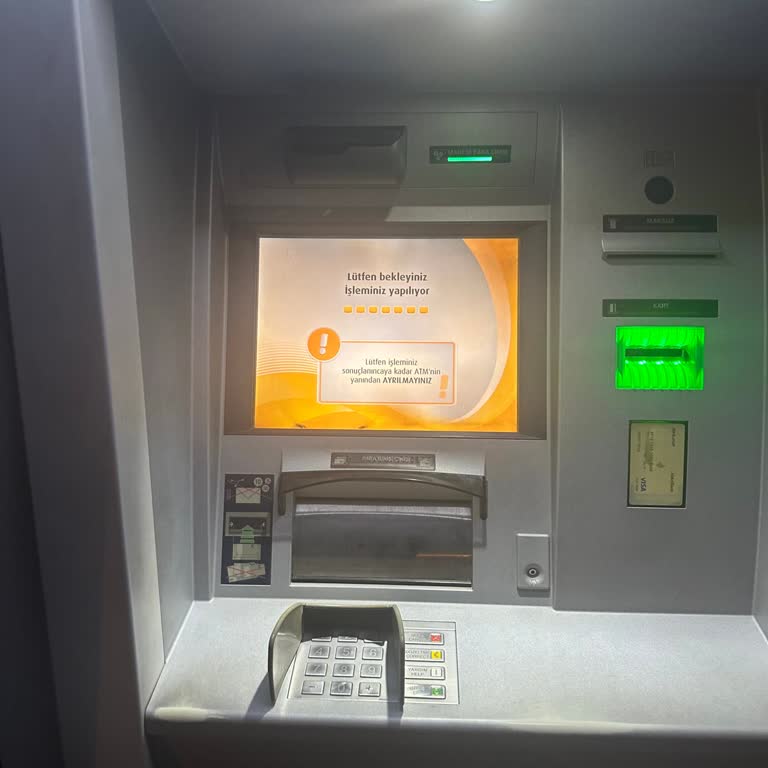 VakıfBank ATM Paramı Rehin Aldı