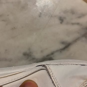 Online Lostra Ayakkabı Tamirinde Hayal Kırıklığı