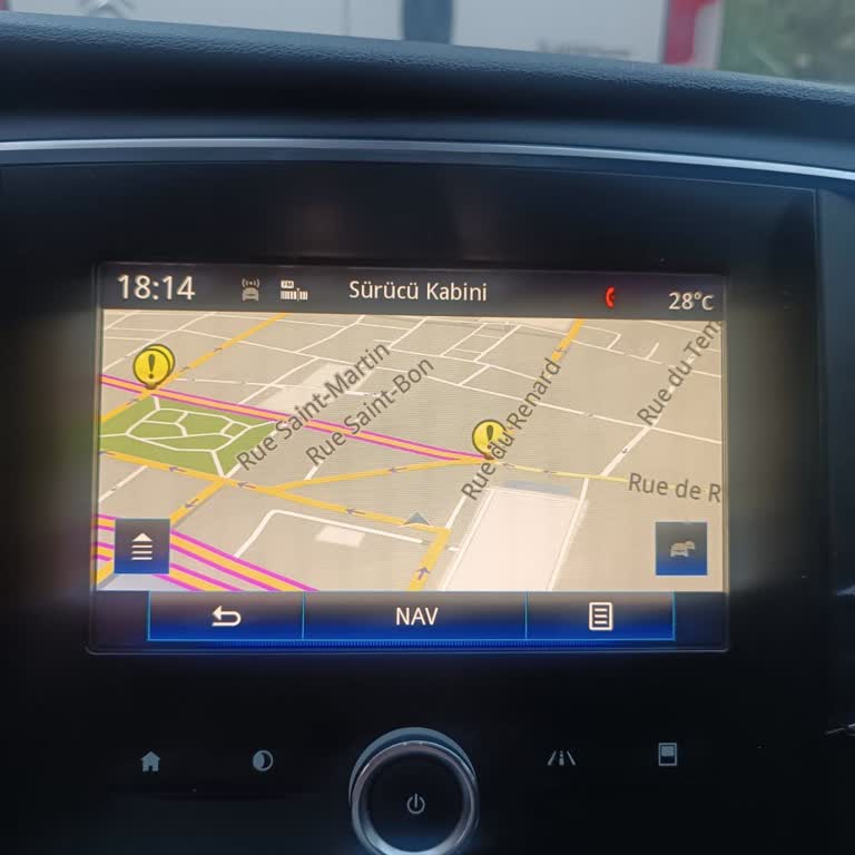 Renault Aracımın Tarih Ve Saati Ayrıca GPS İ Bozuk