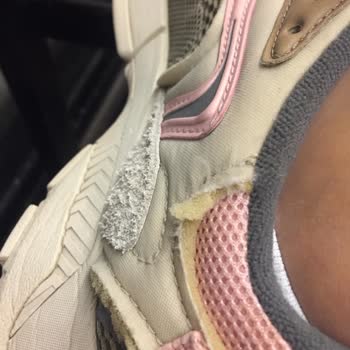 Lacoste Ayakkabı Sünger Sorunu