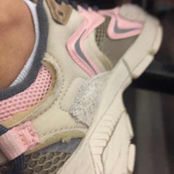 Lacoste Ayakkabı Sünger Sorunu