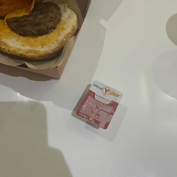 Köfteci Yusuf Hamburger Köftesinin Servis Köftesi Kadar Olması