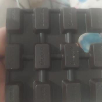 Üretim Hatası Delinmiş Ülker Çikolata
