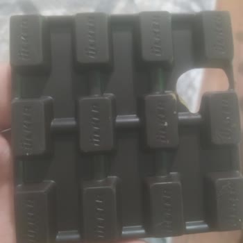 Üretim Hatası Delinmiş Ülker Çikolata