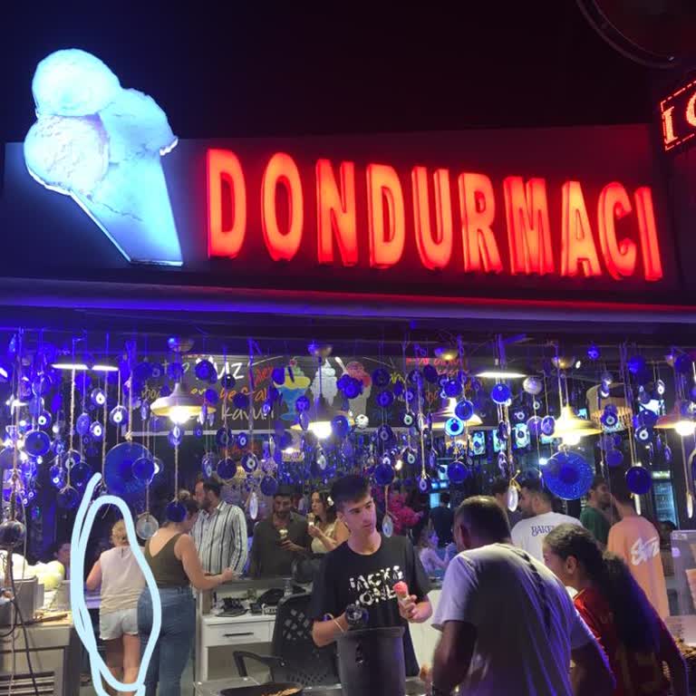 Dondurmacı Cemal Dondurma Keyfi Kabusa Döndü: Ekstra Ücret Ve Kaba Davranış