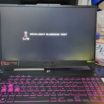 Asus Bilgisayar Asus Tuf Gaming Laptop Işık Sızması