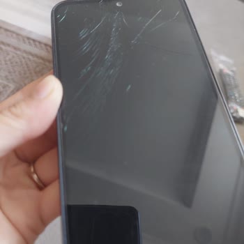 Samsung Mağazasında Tamir Süreci Ve İletişim Sorunları