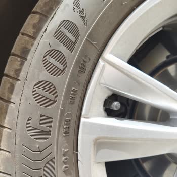 Goodyear Lastik Islak Zemin 0 Yol Tutuşu