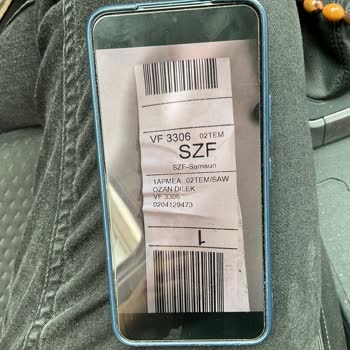 Ajet Hava Yolları Seyahatimde Bavulu Kırdılar. Yenisini Talep Ediyorum