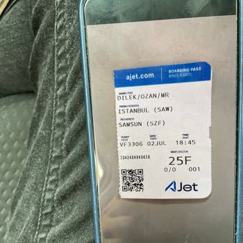 Ajet Hava Yolları Seyahatimde Bavulu Kırdılar. Yenisini Talep Ediyorum