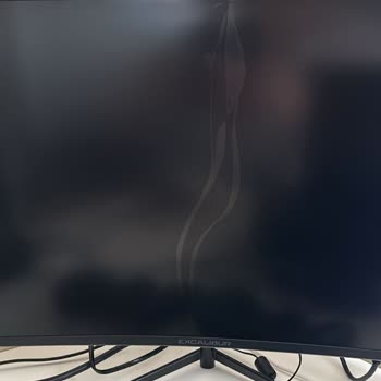 Casper Excalibur Monitörün Dengesizlik Problemi