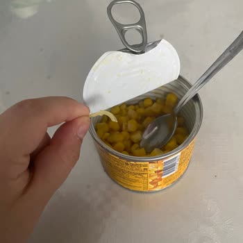 Tukaş Konserve Mısır İçinde Değişik Bir Şey Çıktı