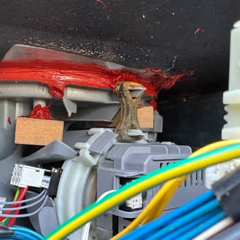 Bosch Yetkili Servisi Hakkında Şikayetim