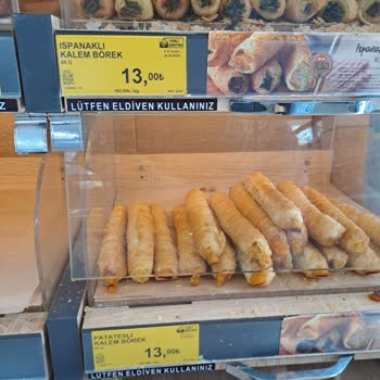 BİM Eksik Raf Camı