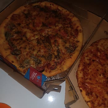 Domino's'tan Aldığım Pizza Ve Çıtır Karışık Kova Pişmanlığı