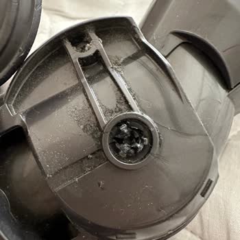 Dyson V15 Detect Absolute İle Yaşadığım Servis Sorunu