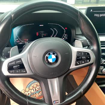 BMW Araçta Direksiyon Döşemesinin Soyulması