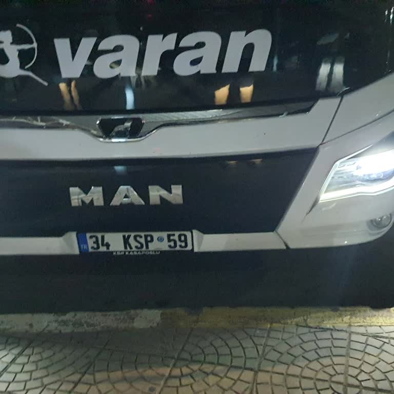 Varan Turizm Hareket Saatinde Olmayan Otobüs.
