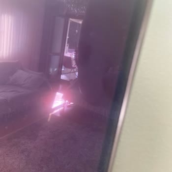 Samsung O LED TV Ekran Lekesi