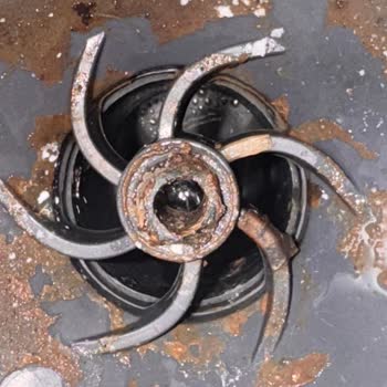 Teka Evye Vidası Çürüdü.