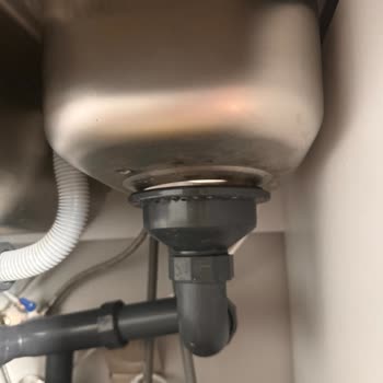 Teka Evye Vidası Çürüdü.