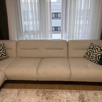 İstikbal Koltuğumda Çöküntü Oluştu