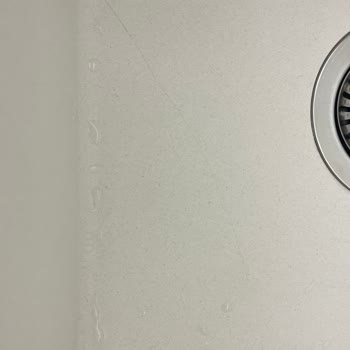 Teka Granit Evye Kısa Sürede Çatladı Ve Su Sızdırıyor