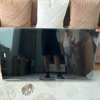 Teknosa Açılmış Ve Kırık Televizyon Teslimatı: Müşteri Hizmetleri Sorunu