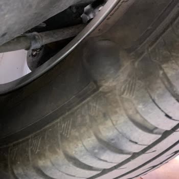 Murat Otomotiv Kusurlu Lastik Ve Yetersiz Garanti Hizmeti