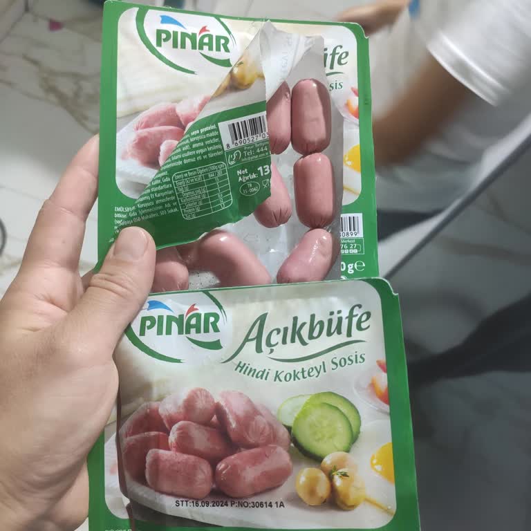 Pınar Et ve Süt Marketten Alınan Sosis Bozuk Çıktı