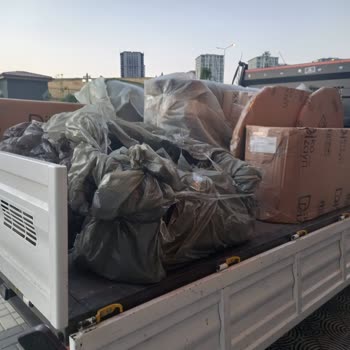 İşçe Mobilya Teşhir Ürün Gönderdi!