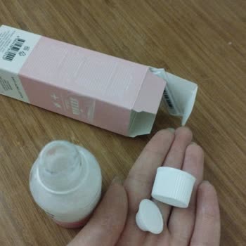 Watsons Mia Klinika Akne Karşıtı Solüsyon Kırık Çıktı!