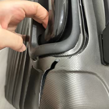 THY Valiz Paramparça Verdi Tarafıma Yeni Kumaş Valiz İstiyorum