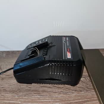 Aras Kargo - Kargoları Teslim Etmeden Atıp Gidiyor.