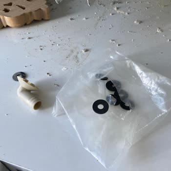 Daikin İlgisiz Davranıyor, Özensiz Montaj Yapıyor.