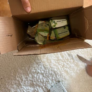 Gökçek Şifa (Gökçek Market) Gelen Kırık Ve Patlak Ürünler Mağduriyet Yarattı!