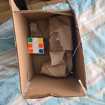 Amazon Paketimin İçinden Alakası Olmayan Ürün Çıktı
