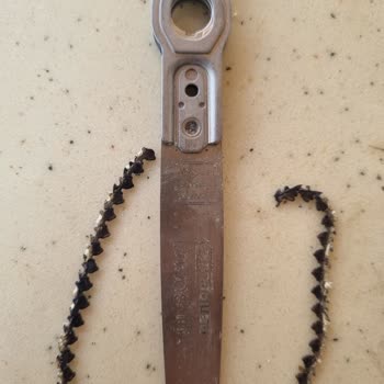 Bosch Elektrikli El Aletleri Bosch Easycut 12 Nanoblade 65 Zincir Kırılması