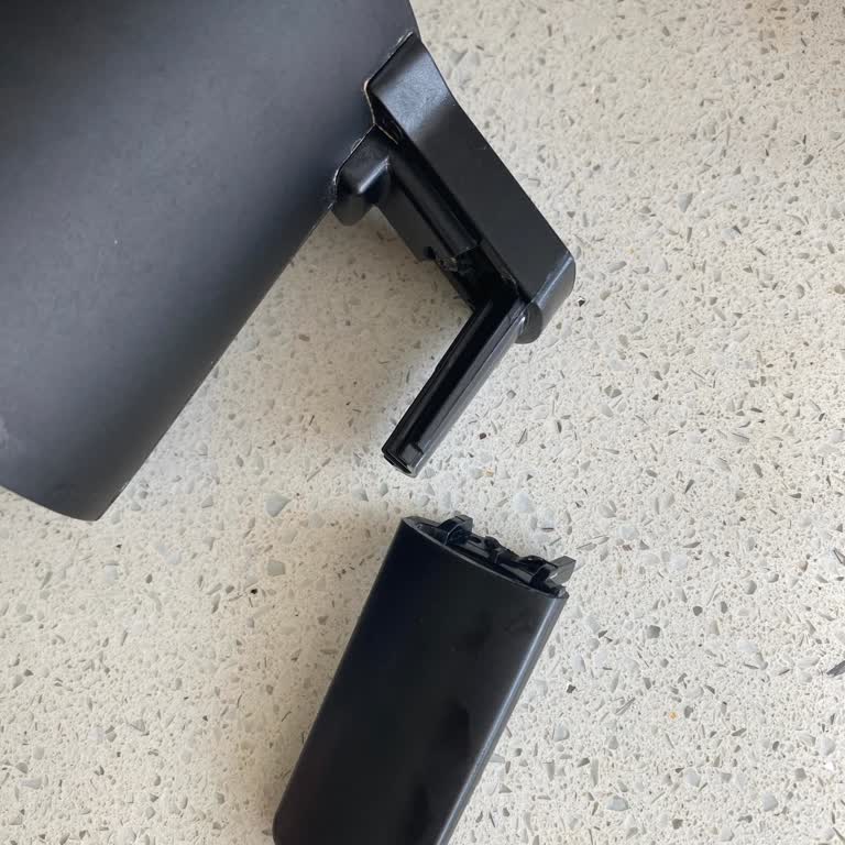 Arçelik K3300 Kahve Makinesi Cezve Kulp Sorunu