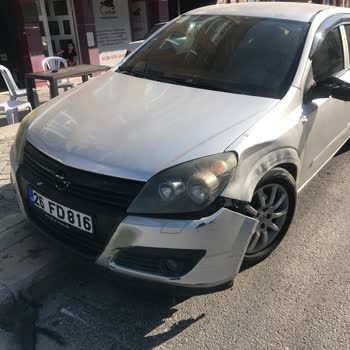 Hepiyi Sigorta Aracıma Çarptılar Eksper Parçalı Değiştirmiyor