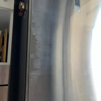 Siemens Ev Aletleri Buzdolabı Deformasyonu Vardır