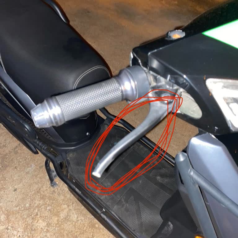 Motolux Toronto Sağ Fren Parçası Ve Ön Çamurluk Parçası