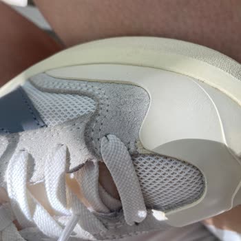 New Balance Ayakkabı Sararması Fashfed Uygulaması