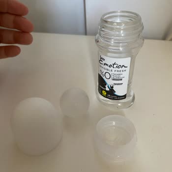 Emotion Rol On Ağız Kısmının Bir An Çıkması