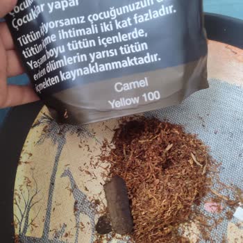 Camel Sarmalık Tütünde Sunta Parçası Çıktı