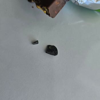 Eti Çikolata İçinden Çıkan Yabancı Cisim