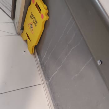Afyonkarahisar Sağlık Bilimleri Üniversitesi Hastanesi Hastane O Kadar Pis Ki Anlatılmaz