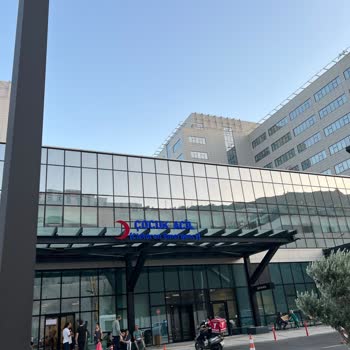 İzmir Şehir Hastanesi Çocuk Acil Sorumsuzluğu