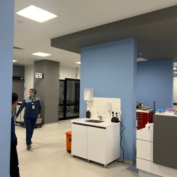 İzmir Şehir Hastanesi Çocuk Acil Sorumsuzluğu